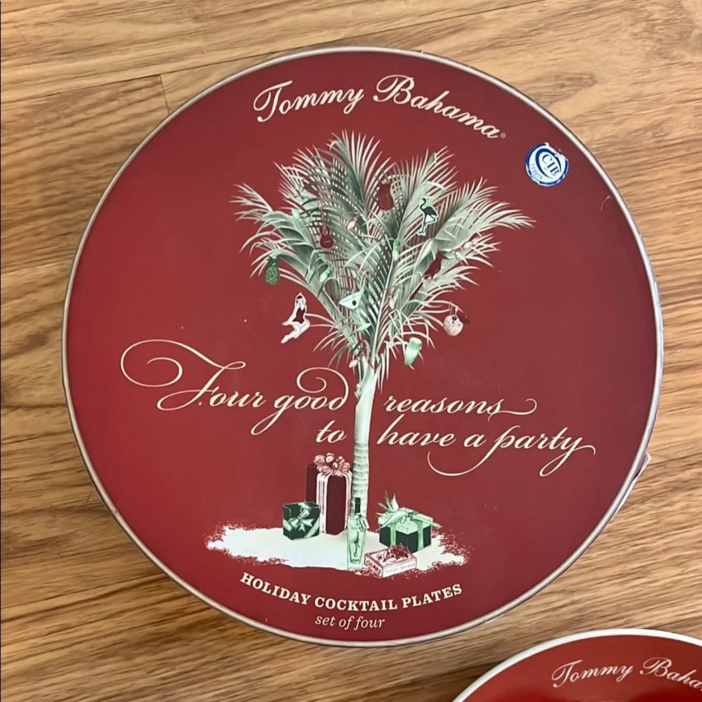 Tommy Bahama Christmas Holiday 2010 - 2 Cocktail Plates Palm Design